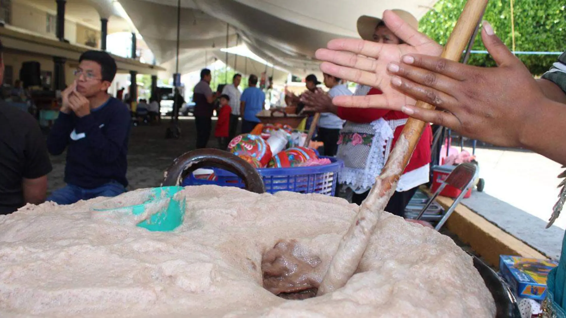 Son mujeres de la comunidad de San Francisco Coapan quienes mantienen viva la tradición del cacao